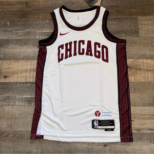 Nike Chicago Jersey - men’s medium brand new with tags